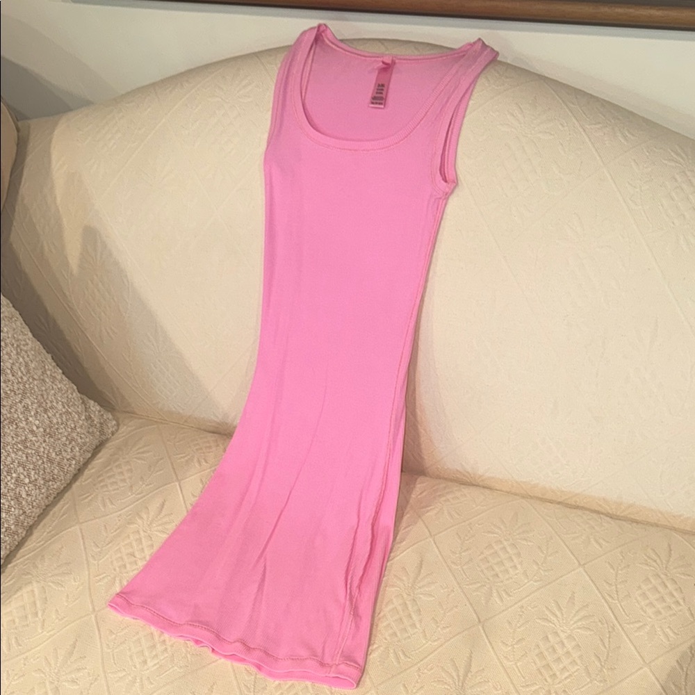 SKIMS PINK Sleeveless Dress